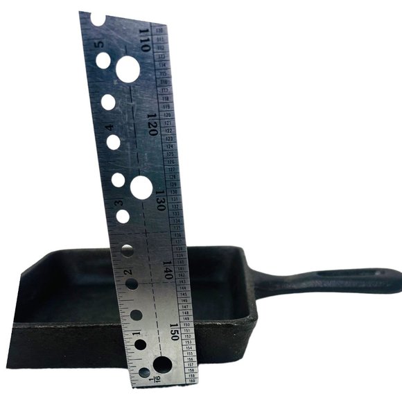 Small Square Cast Iron Skillet Vintage Made in Taiwan 5” X 5” - Picture 7 of 9